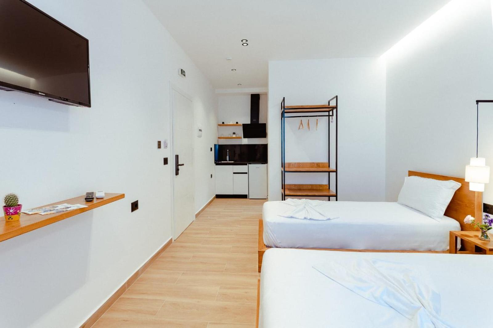 Gloal Suites & Residence Саранда Екстер'єр фото