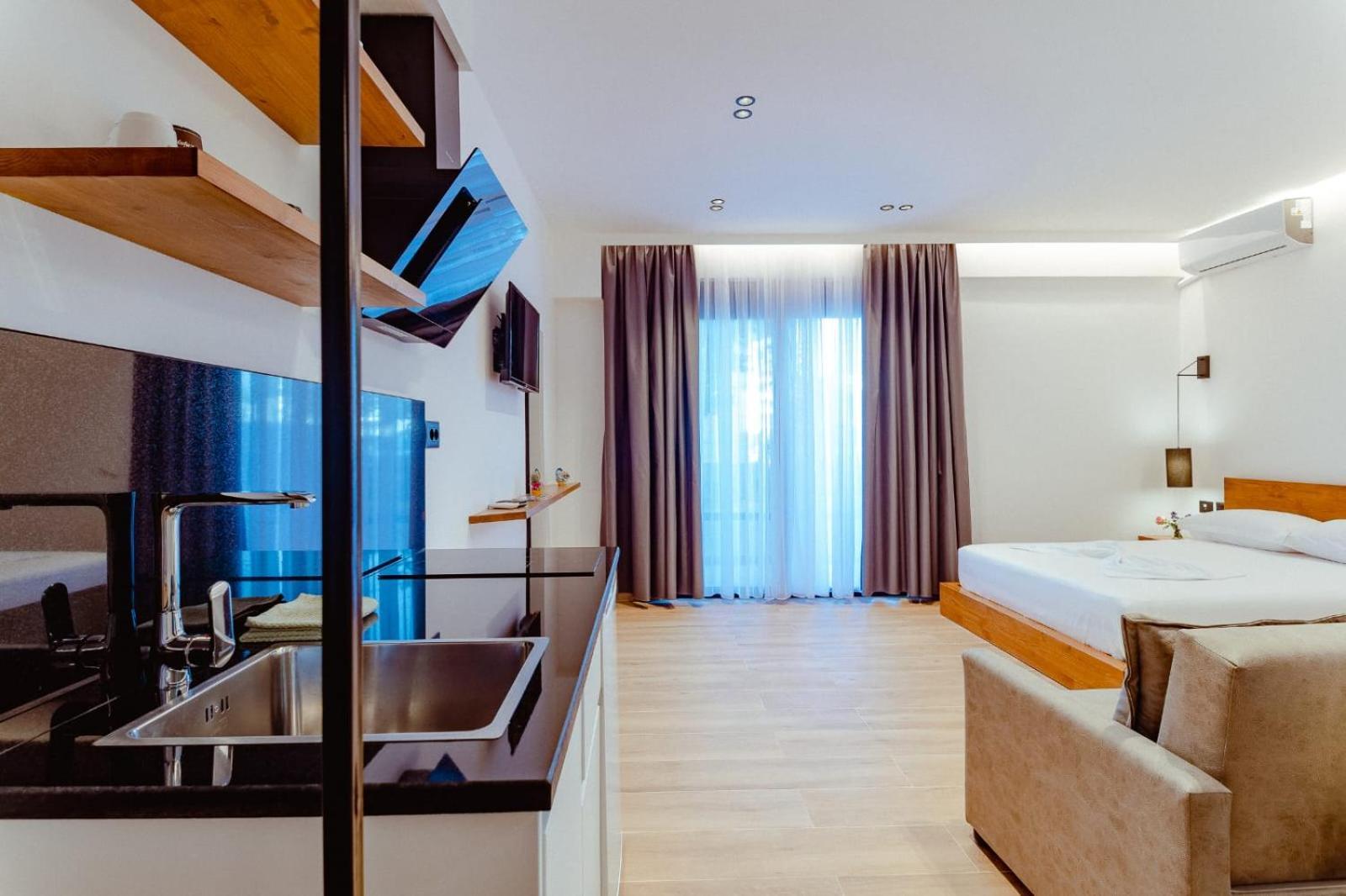 Gloal Suites & Residence Саранда Екстер'єр фото